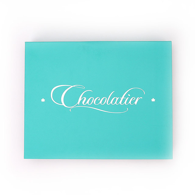 صندوق هدايا غلاف الملابس الفضي الساخن