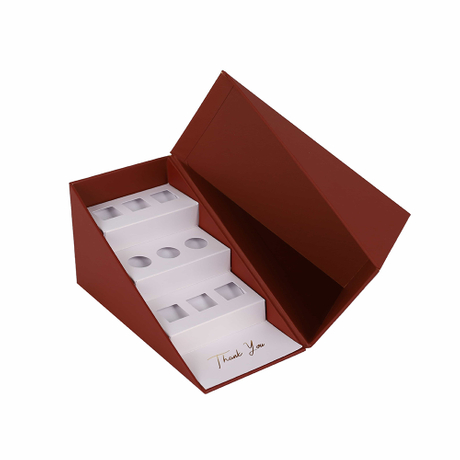 صندوق هدايا ورق أحمر الشفاه بني مخصص