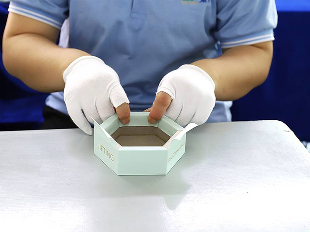 مجموعة يدوية